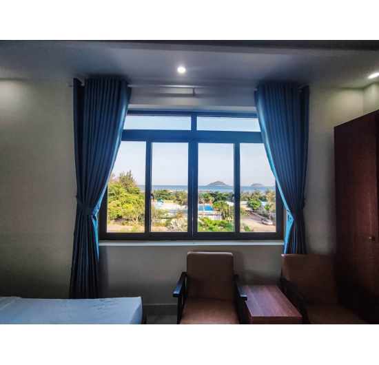 CẦN BÁN KHÁCH SẠN - CÔN ĐẢO - BÀ RỊA VŨNG TÀU .