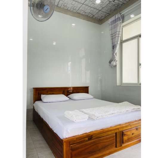 BÁN KHÁCH SẠN TRUNG TÂM THỊ XÃ LONG KHÁNH- TỈNH ĐỒNG NAI 