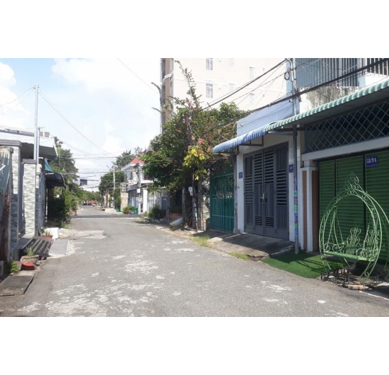 BÁN ĐẤT - NHÀ CẤP 4 CŨ- PHƯỚC TRUNG - TP BÀ RỊA - BÀ RỊA VŨNG TÀU