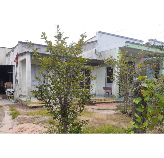 BÁN NHÀ CẤP 4 - DIỆN TÍCH 231M2 - 3 MẶT TIỀN ĐƯỜNG BÊ TÔNG - TRUNG TÂM DÂN CƯ  TT LONG ĐIỀN - BÀ RỊA VŨNG TÀU