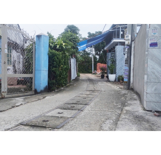 BÁN NHÀ CẤP 4 - DIỆN TÍCH 231M2 - 3 MẶT TIỀN ĐƯỜNG BÊ TÔNG - TRUNG TÂM DÂN CƯ  TT LONG ĐIỀN - BÀ RỊA VŨNG TÀU
